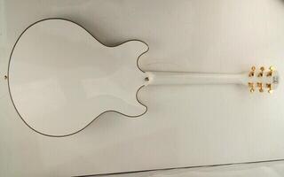 Semi-Acoustic Guitar Sire Larry Carlton H7 White Semi-Acoustic Guitar (Pre-owned) - 4