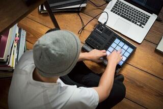 Groovebox Native Instruments Maschine Mikro MK3 Groovebox - 3