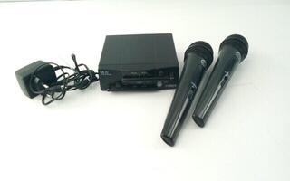 Conjunto sem fios AKG WMS40 Mini2 Vocal Dual Conjunto sem fios US45A: 660.7MHz + US45C: 662.3MHz (Tao bons como novos) - 1