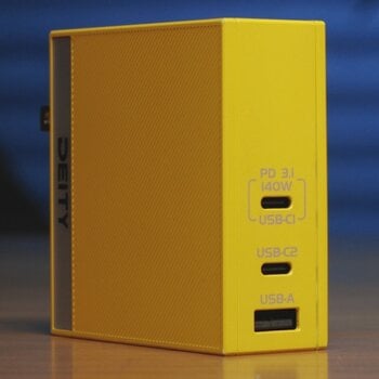 Adapter Deity Microphones 140W GaN Adapter - 3