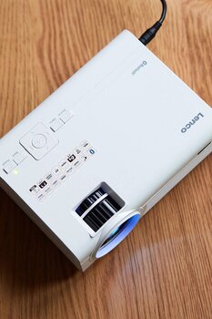 Projecteur Lenco LPJ-300WH - 10