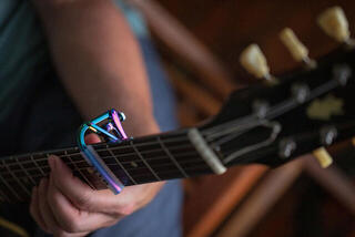 Acoustic Guitar Capo Shubb C1 Pearl Acoustic Guitar Capo - 3