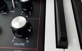 Συνθεσάιζερ Behringer Vocoder VC340 Συνθεσάιζερ (Μεταχειρισμένο) - 2