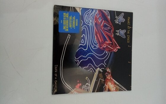 LP deska Panic! At The Disco - Death Of The Bachelor (LP) (Poškozeno) - 2