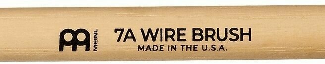 Материал на четките