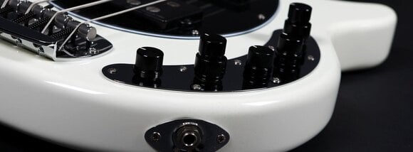 Baixo de 4 cordas Sire Marcus Miller Z7-4 Antique White Baixo de 4 cordas - 16