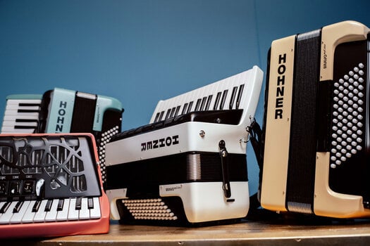 Accordeon met toetsenbord Hohner BRAVO MyColor III 72 Accordeon met toetsenbord Fire - 2
