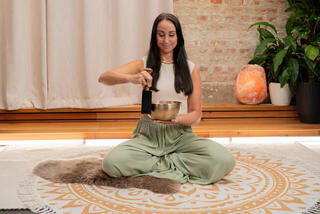 Perkusja dla terapii muzycznej Meinl Sonic Energy Universal Series 1000g Tybetańska misa śpiewająca 8,3" - 3