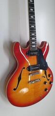 Semi-Acoustic Guitar Sire Larry Carlton H7V Cherry Sunburst Semi-Acoustic Guitar (Pre-owned) - 1