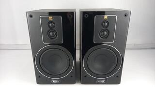 Hi-Fi-bokhyllehögtalare Magnat Signature 503 Hi-Fi-bokhyllehögtalare Black 2 st (Skadad) - 2