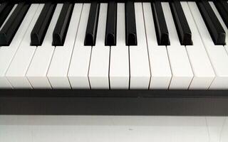 Piano de scène Yamaha P-45 B Piano de scène Black (Déjà utilisé) - 2