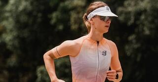 Juoksulippis Compressport Pro Racing White Lippa - 4