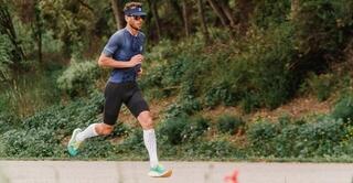 Vadskydd för löpare Compressport R2 Aero White/Black - 4