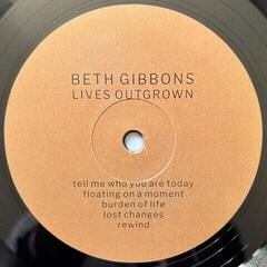 Vinylskiva Beth Gibbons - Lives Outgrown (LP) - 2
