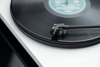 Gramofon Pro-Ject Primary E OM NN Black Gramofon - 2