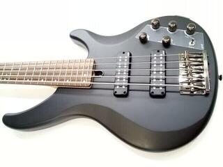 5-strenget basguitar Yamaha TRBX 505 Translucent Black 5-strenget basguitar (Så godt som nyt) - 1