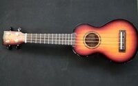 Mahalo MJ1 3TS 3-Tone Sunburst Soprano ukulele