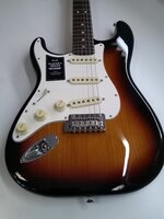 Fender Player II Series Stratocaster LH RW 3-Color Sunburst Guitare électrique