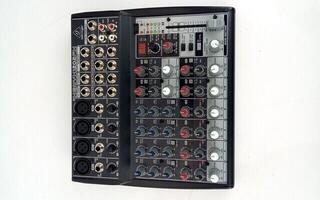 Mixing Desk Behringer XENYX 1202 FX Mixing Desk (Pre-owned) - 1