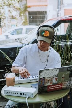 Master Keyboard Arturia MicroLab mk3 White Master Keyboard - 8