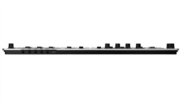 Synthesizer ESI Xsynth Synthesizer - 2