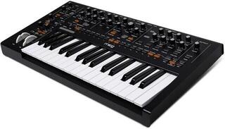 Syntetizátor MOOG Messenger Syntetizátor - 3
