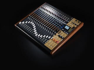 Analoges Mischpult Tascam Model 24 Analoges Mischpult - 2