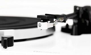 Turntable Thorens TD 201 White Turntable - 4