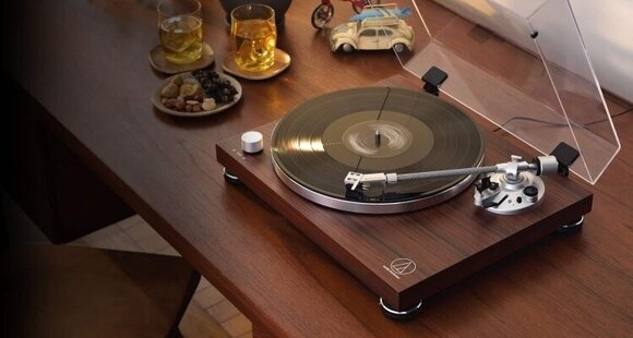 Hi-Fi patefonas Audio-Technica AT-LPW50BTRW - 12