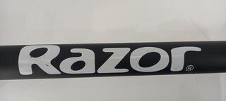 Elektrische step Razor Turbo A Black Standaard aanbod Elektrische step (Zo goed als nieuw) - 3