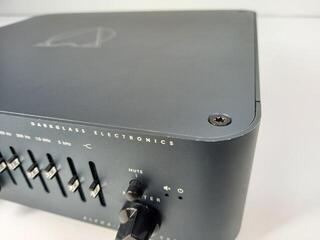 Solid-State Bass Amplifier Darkglass Alpha Omega 900 Solid-State Bass Amplifier (Pre-owned) - 2