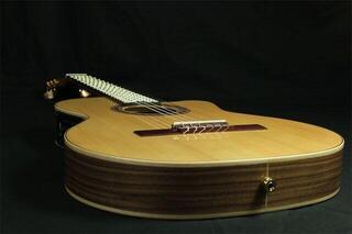 Classical Guitar with Preamp Kremona Rondo R65CW-TL Lux 4/4 Natural Classical Guitar with Preamp - 6