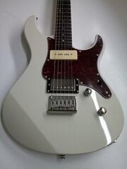 E-Gitarre Yamaha Pacifica 311H Vintage White E-Gitarre (Neuwertig) - 1