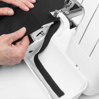 Overlock / Coverlock
 Husqvarna Amber S100 Overlock - 4