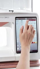 Maszyna do szycia Husqvarna Designer Epic 2 Maszyna do szycia - 1