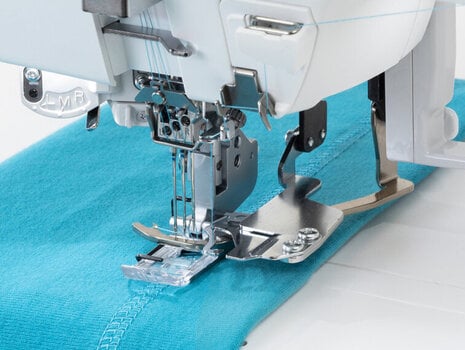 Overlock / Coverlock
 Janome 3000P Cover Pro Coverlock - 12