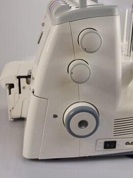 Overlock / Coverlock
 Janome 744D Overlock - 7