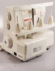 Overlock Janome 990D - 2