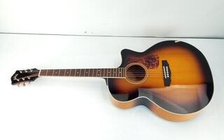 electro-acoustic guitar Guild F-250CE Antique Sunburst electro-acoustic guitar (Damaged) - 1