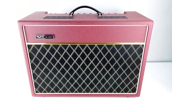 Лампов усилвател Vox AC15C1 Лампов усилвател (Почти нов) - 2