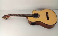 Valencia VC564CE 4/4 Natural Gitara klasyczna z przetwornikiem