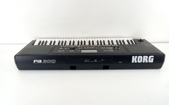 Professional Keyboard Korg PA300 Professional Keyboard (Pre-owned) - 4