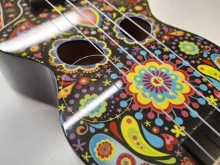 Soprano Ukulele Mahalo MA1SK BK Skull Black Soprano Ukulele (Pre-owned) - 2