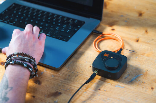 Kopfhörerverstärker IK Multimedia ARC ON·EAR Kopfhörerverstärker - 12