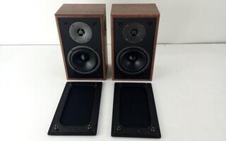 HiFi-Regallautsprecher
 Magnat Monitor S10 D (Pair) HiFi-Regallautsprecher Walnut 2 stk (Neuwertig) - 1