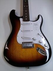Elektrikitarr Fender Standard Stratocaster LRL 3-Color Sunburst Elektrikitarr (Kasutatud) - 1