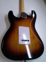 Elektrikitarr Fender Standard Stratocaster LRL 3-Color Sunburst Elektrikitarr (Kasutatud) - 3