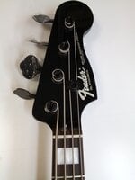Fender Duff McKagan Deluxe Precision Bass RW Black 4-string Bassguitar