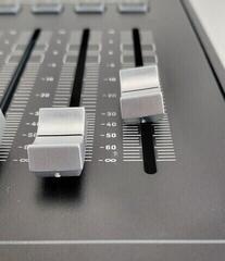 Digitaalinen mikseri Behringer Wing Black Digitaalinen mikseri (Uudenveroinen) - 3