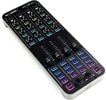 DJ helipult Allen & Heath Xone:K3 DJ helipult - 2